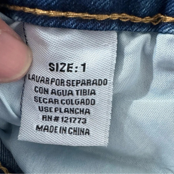 Flying Angel women's size 1 distressed jeans - Picture 3 of 4